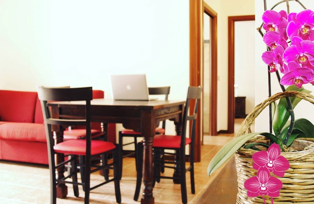 One Bedroom Apartment in the greenery a stone's throw from the center Prepaid Non Refundable Rate