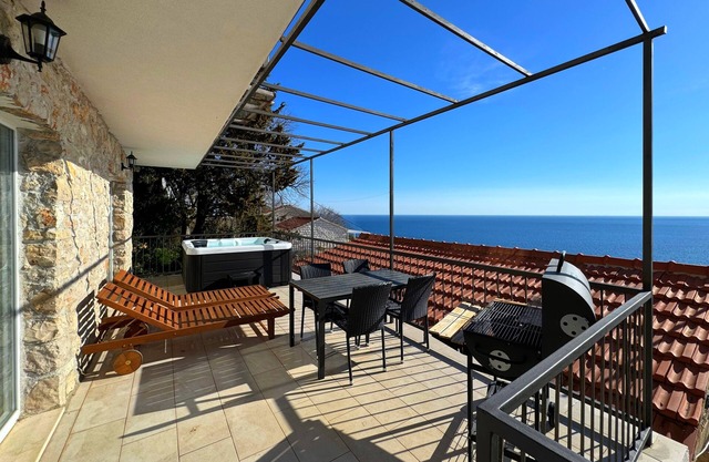 One bedroom apartment with terrace and sea view Borje, Pelješac (A-21496-a)