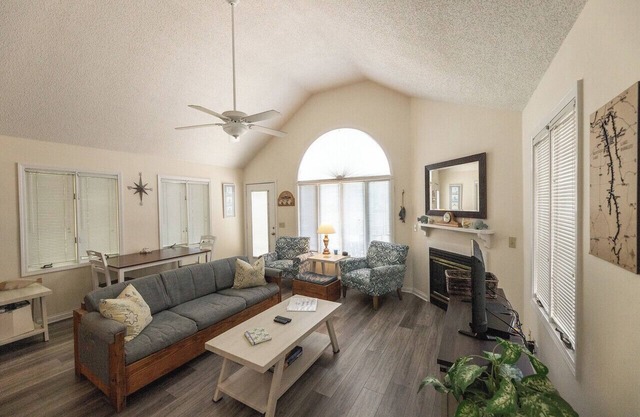 One Bedroom Bayside Condo