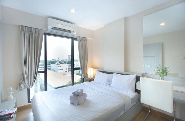 One Bedroom Deluxe C
