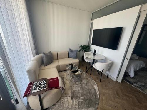 One Rosebank 1 Bed Apartment