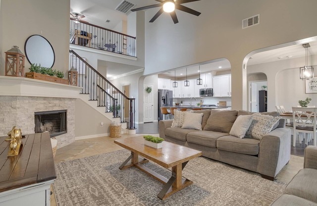 Open spaces near stadiums, Six Flags, Grand Prairie Epic Central,