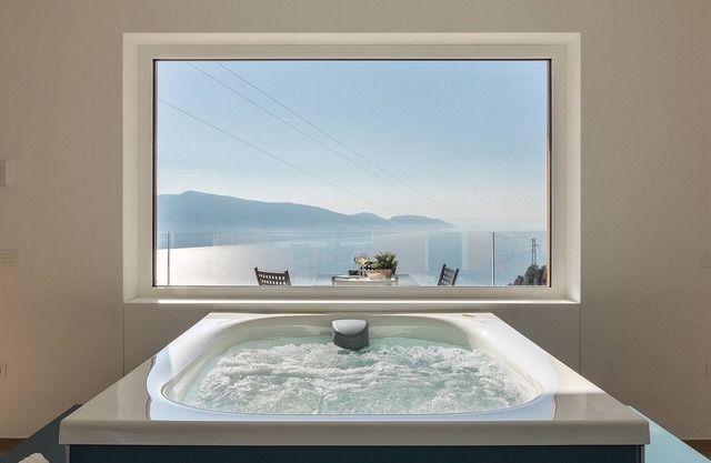 Orange House Relax with Jacuzzi