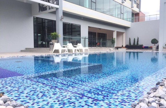 Orchid Riverview Hotel