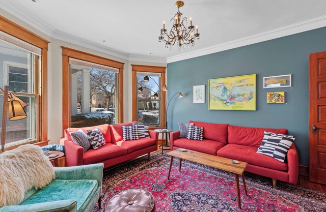 Original Art |1904 Classic | Near Beach & Downtown