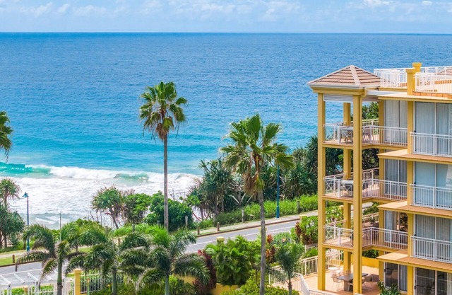 Orion Unit 4 Modern 2 bedroom apartment with ocean views and Wi-Fi Included