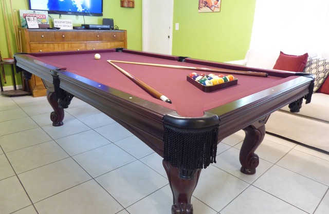 Orlando Area 5BR/2BA Home w/Jacuzzi!