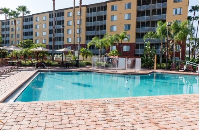 Orlando's Sunshine Resort, Orlando, Florida, 2 Bedroom Suite