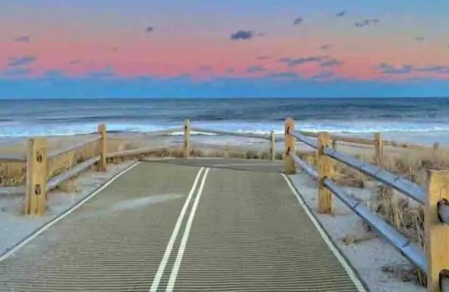 Ortley Lavallette Seaside Heights Beach Block Cottage Condo Deck View 6/8 Dog