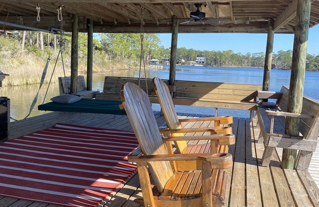 Osprey Guest Cottage Perdido Beach: no crowds traffic condominiums or elevators!