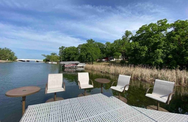 Ottertail River Landing, Sleeps 10