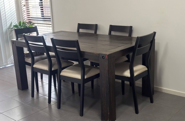 Our house is at the close end of the Griffin .