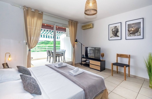 Out of Africa - beautiful studio - magnificent sea view at Cap Homard - Saint-Gilles