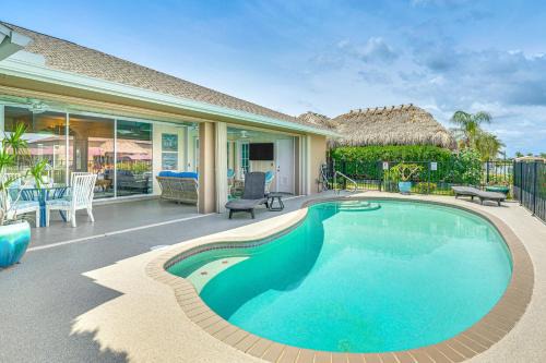 Outdoor Kitchen, Bar and Dock Port Charlotte Home