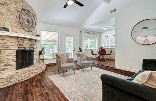 Outdoor Oasis w/Trail Access + Endless Amenitiesnn