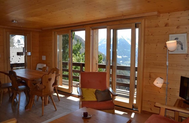 Outside : chalet near the center of the village, terrace and balcony with garden furniture, beautifu