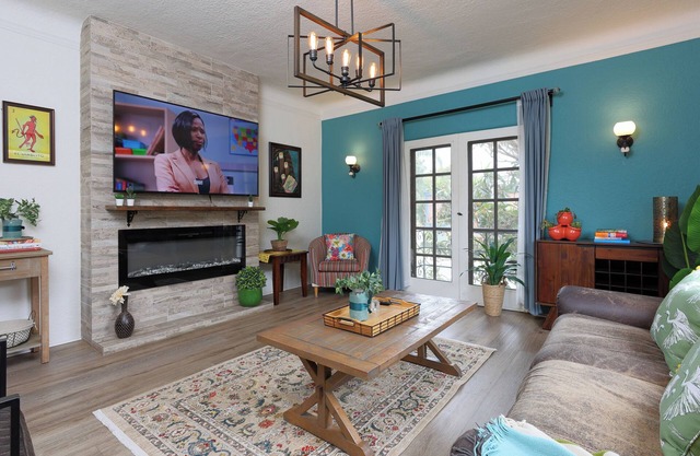 Outstanding Hideaway 10 mins. drive to Disneyland