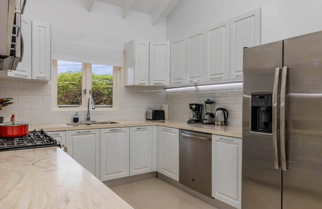 Outstanding Oasis 7BR 7BA Villa With Private Pool