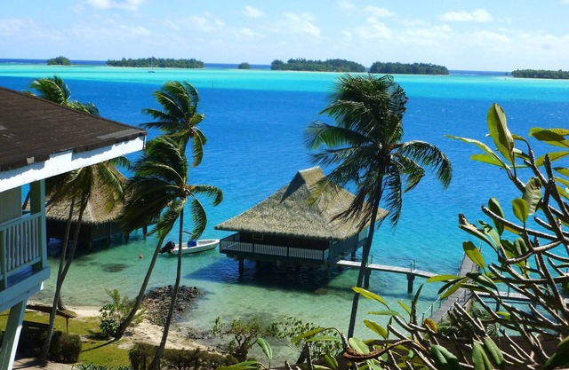 OVERWATER BUNGALOW N ° 3