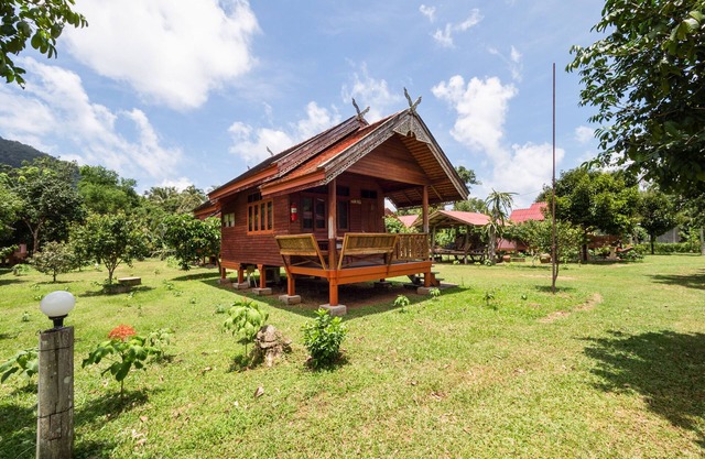 OYO 1143 Phet Luran Thai Resort Kohchang