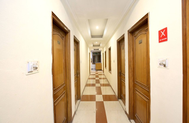 OYO 14029 Hotel Yogesh