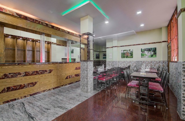 OYO 14426 V Knot Residency