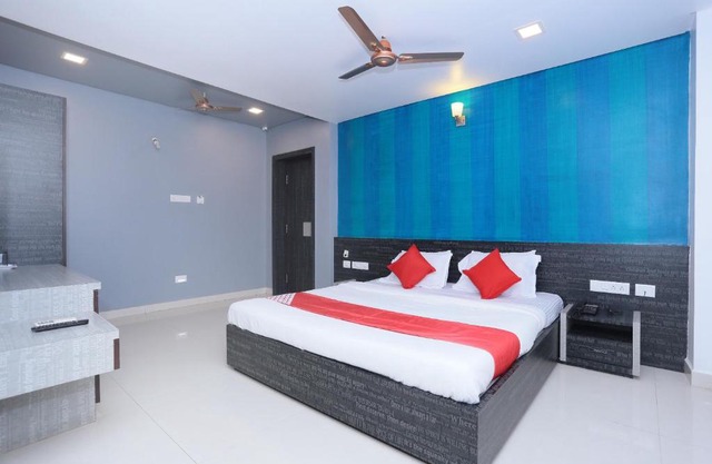 OYO 26780 Kalaimagal Residency