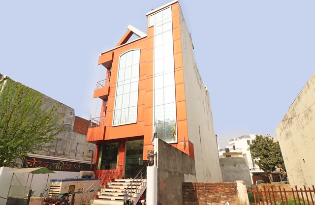 Oyo Hotel 