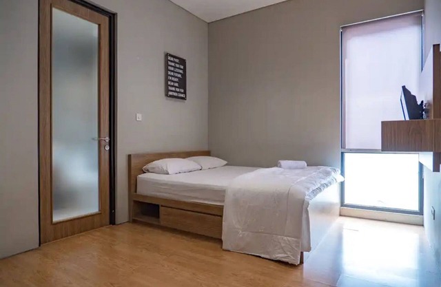 OYO 93998 Three J Living