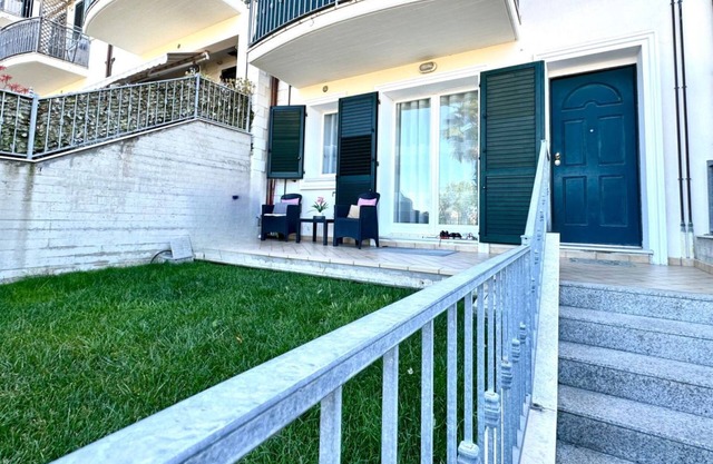 P034 - Porto Recanati, new three-room apartment with garden