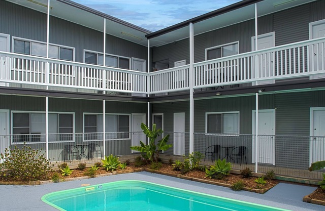 Pacific Motel 04