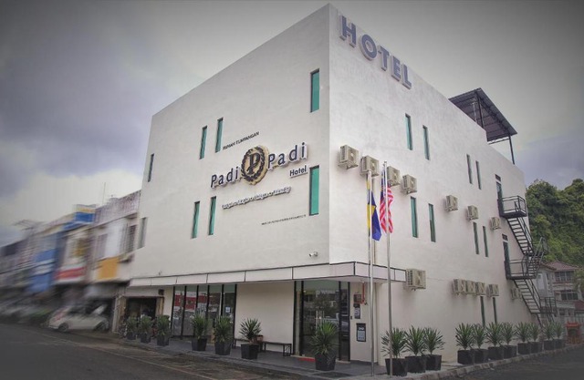 PADI PADI HOTEL