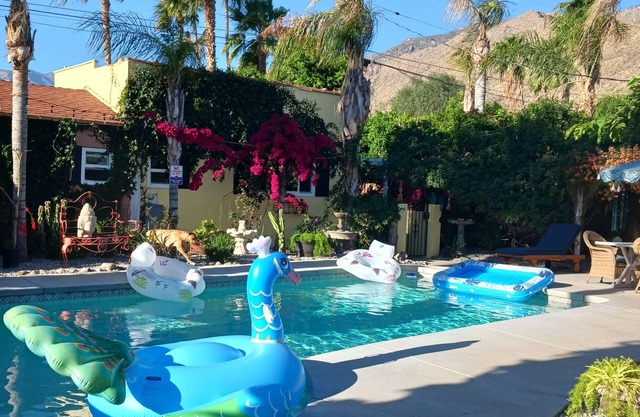 Palm Springs First 420 LGBTA Shiloh Pet-Friendly near downtown