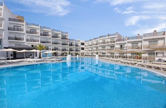 Palmanova Suites by TRH