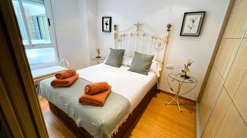 PANDORA City Center Apartment by SunCastle apartamentos