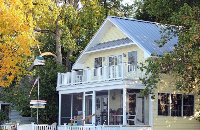 Panorama, lake views, as low as $125/night