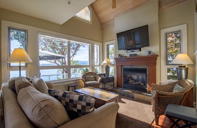 Panorama View Cottage Property #6