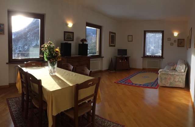 Panoramic apartment in Lake Como area