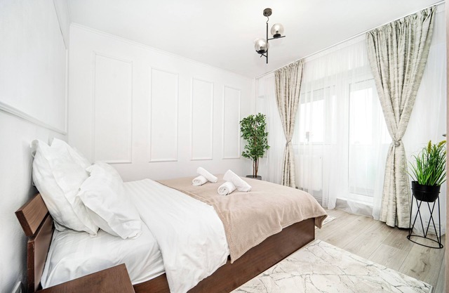 Panoramic Top floor Apartment with Spectacular Views