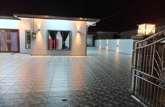Pantai Dickson Stay 3838 with Private Pool