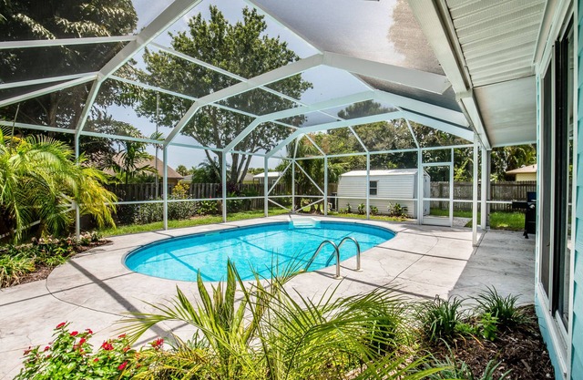 Paradise Bliss! Heated Pool, Near Boat Ramp, Beaches, & Golf Course,Wifi