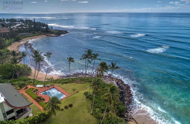 Paradise Found | 2BR Condo | Ocean Front Views | With AC