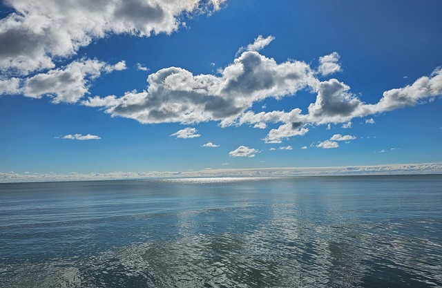 Paradise found in this charming 2-bedroom house on Lake Erie Waterfront