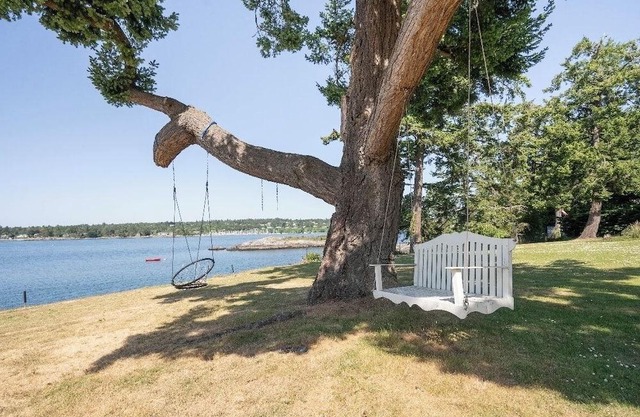 Paradise Found: Sought-After 2-Acre Oceanfront Mansion! 9000 sq feet of luxe!