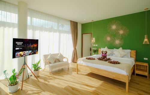 Paradise House - 1BR - Calm & Green Garden Stay - Heart of Thong Sala - 4K SmartTV