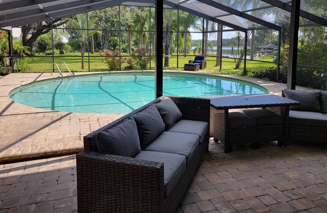 Paradise in Lutz/ Tampa - Indhira's Lakeside casa de amor