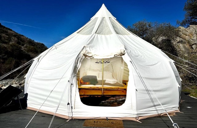 Paradise Ranch Inn - Ecstatic Tent