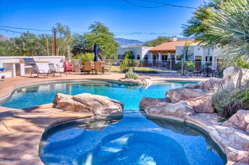 Paradise Tucson Home with Private Pool - 9 Mi to Saguaro Nat'l Park!