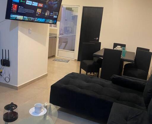 Paradisiaca casa con Laguna y Alberca