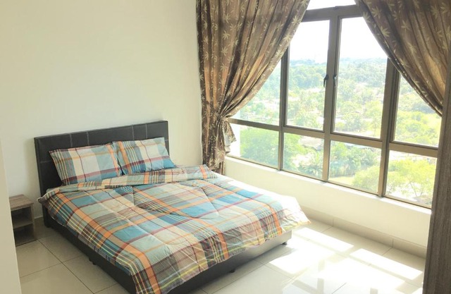 Parc Regency Serviced Apartment D-10-19